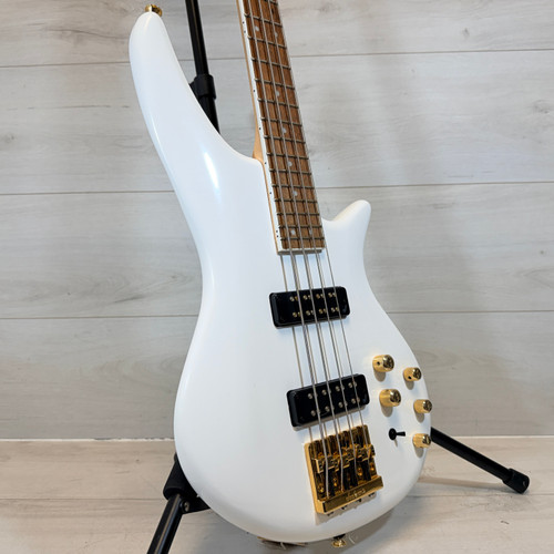 Vist Large View of Product Image Which is Used Jackson JS3 SPECTRA V Bass Guitar White 4-String