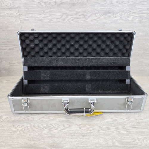 Vist Large View of Product Image Which is Used Pedaltrain Metro 24 W/Case Pedal Board