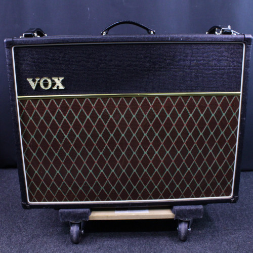 Vist Large View of Product Image Which is Used Vox AC30C2 212 TUBE AMP 2 x 12 Tube Combo Amplifier 2 x 12