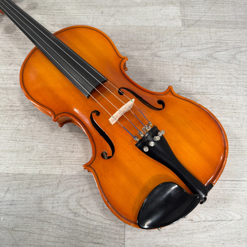 Band Instruments - Violins - Music Go Round
