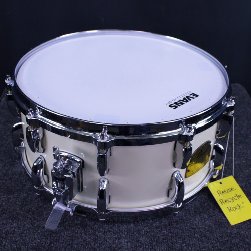 Vist Large View of Product Image Which is Used Pearl 14X6.5 DENNIS CHAMBERS SIGNATURE Wood Snare Drum 14"