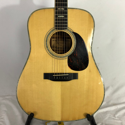 Vist Large View of Product Image Which is Used Alvarez YAIRI DY85 Vintage Solid Top Acoustic Guitar Natural