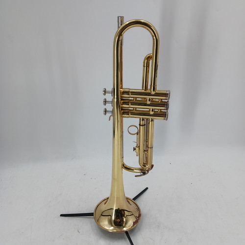 Vist Large View of Product Image Which is Used Yamaha YTR-2320 Trumpet