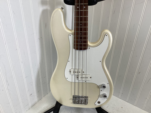 Vist Large View of Product Image Which is Used Squier SQUIER II P BASS MADE IN INDIA Vintage P Type Bass Guitar Yellow 4-String