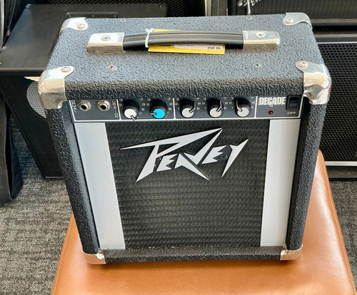 Vist Large View of Product Image Which is Used Peavey Decade Solid State Guitar Combo