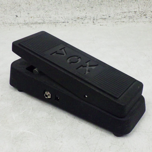 Vist Large View of Product Image Which is Used Vox V845 WAH Wah Pedal