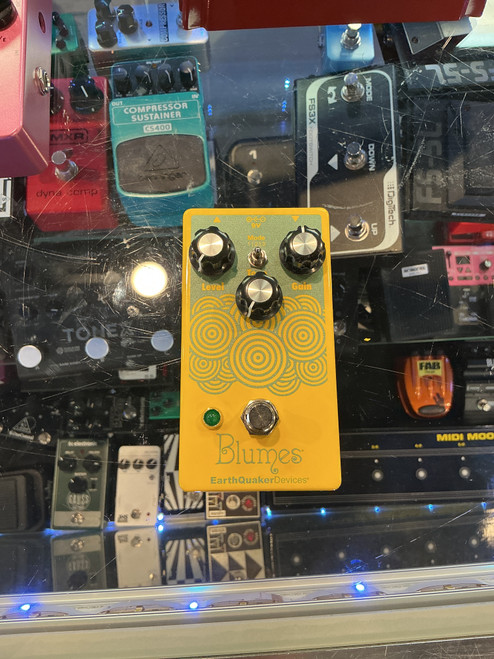 Vist Large View of Product Image Which is New NEW Blumes