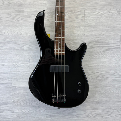 Vist Large View of Product Image Which is Used Dean EDGE 09 Bass Guitar Black 4-String