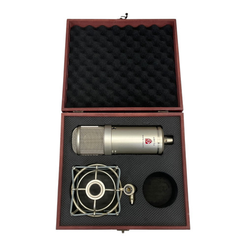 Vist Large View of Product Image Which is Used Lauten Audio FC-387 Condenser Microphone with Case and Shockmount