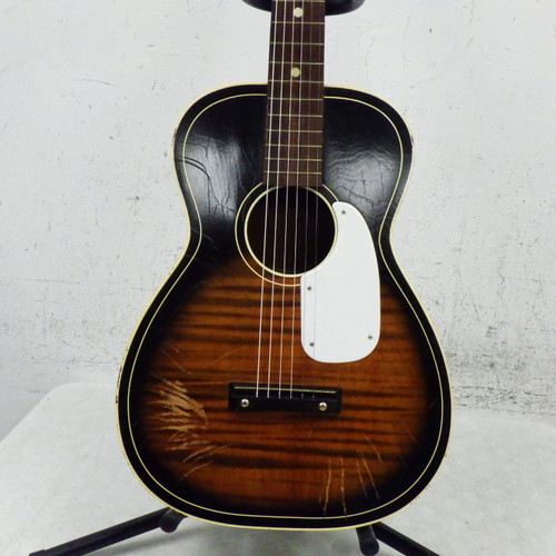 Vist Large View of Product Image Which is Used Vintage Silvertone 66  Acoustic Guitar Sunburst