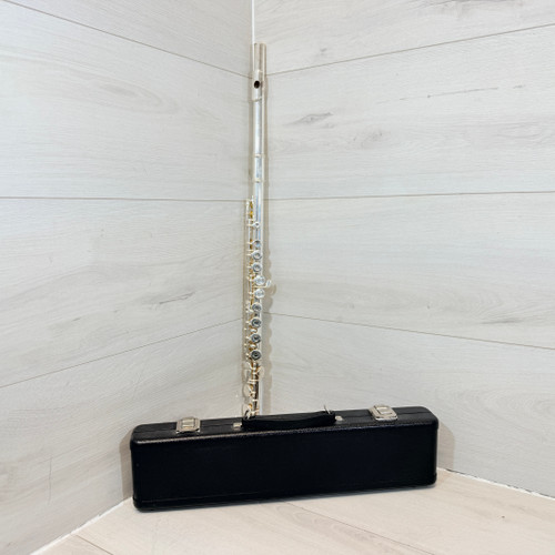 Vist Large View of Product Image Which is Used Gemeinhardt 2SP Student Flute