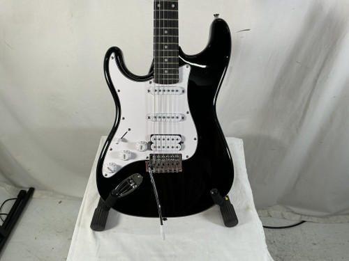 Vist Large View of Product Image Which is Used Donner STANDARD SERIES DST-100BL S Type Electric Guitar Black 6-String