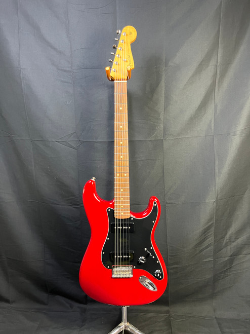 Vist Large View of Product Image Which is Used Fender NOVENTA STRATOCASTER 2021 S Type Electric Guitar Red 6-String