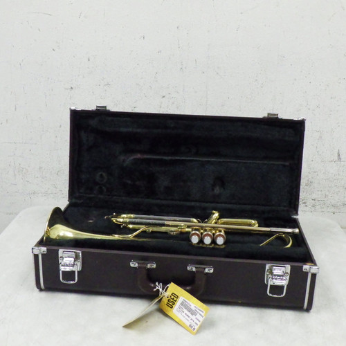 Vist Large View of Product Image Which is Used Yamaha YTR-2320 TRUMPET WITH CASE Trumpet