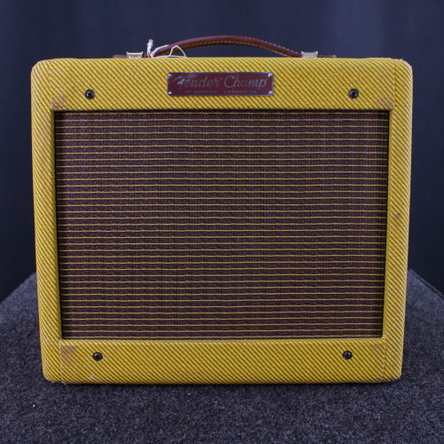 Vist Large View of Product Image Which is Used Fender 57 CUSTOM CHAMP TWEED 1 x 10 Tube Combo Amplifier 1 x 10