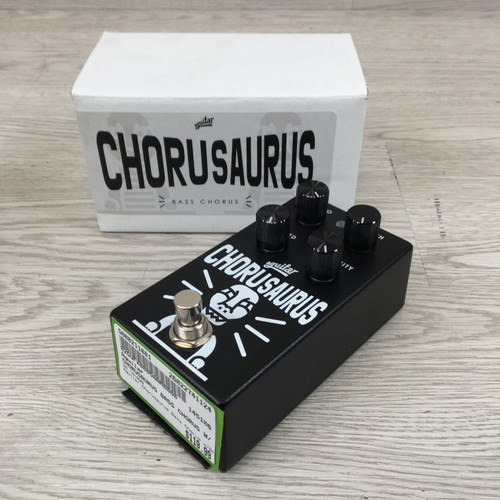Vist Large View of Product Image Which is Used Aguilar CHORUSAURUS BASS CHORUS W/BOX Chorus Pedal