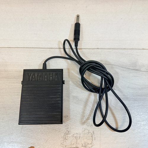 Vist Large View of Product Image Which is Used Yamaha SUSTAIN PEDAL Keyboard Accessory
