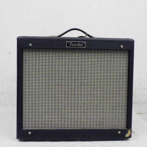Vist Large View of Product Image Which is Used Fender Blues Junior 1 x 12 Tube Combo Amplifier 1 x 12
