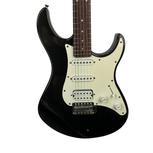 Vist Large View of Product Image Which is Used Yamaha EG112C S Type Electric Guitar Black 6-String