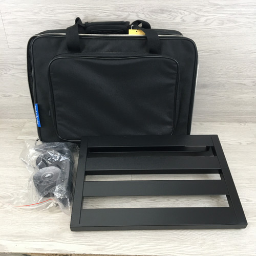 Vist Large View of Product Image Which is Used Pedaltrain CLASSIC JR W/BAG Pedal Board