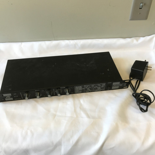 Vist Large View of Product Image Which is Used Peavey UNIVERB II REVERB Rackmount Guitar Effect