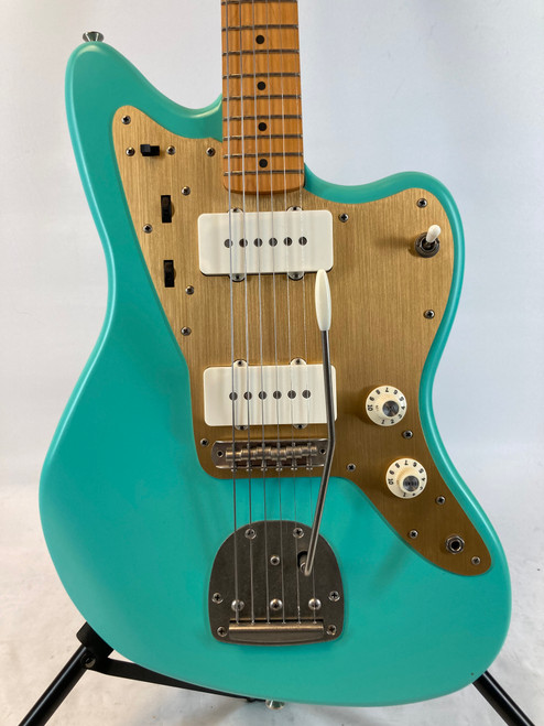 Vist Large View of Product Image Which is Used Squier 40th Ann. Jazzmaster Electric Guitar