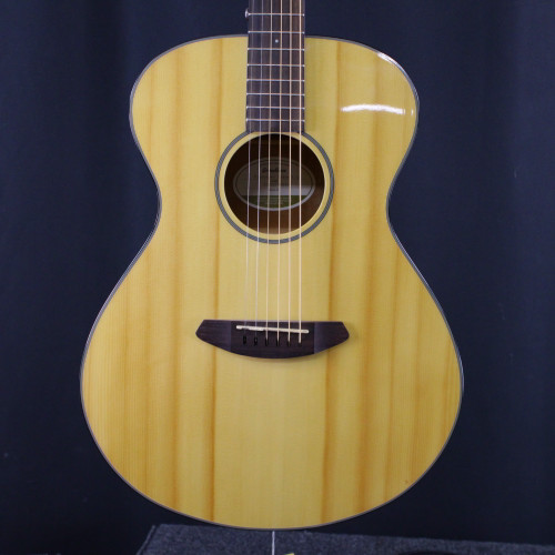 Vist Large View of Product Image Which is Used Breedlove DISCOVERY CONCERT LH LEFTY ACOUSTIC Solid Top Acoustic Guitar Natural