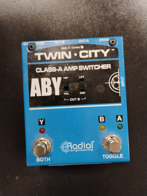 Vist Large View of Product Image Which is Used Radial TWIN CITY ABY Guitar Effects Pedal