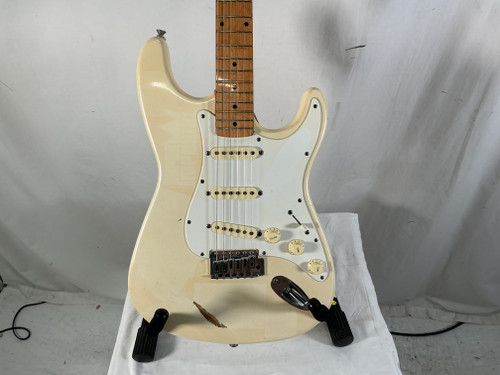 Vist Large View of Product Image Which is Used Squier SQUIER II MIK STRAT S Type Electric Guitar White 6-String