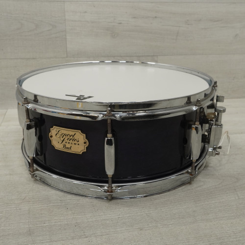 Vist Large View of Product Image Which is Used Pearl 14x5.5 Export Series Wood Snare Drum Purple