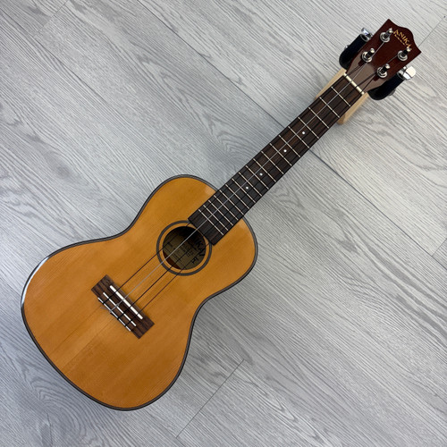 Vist Large View of Product Image Which is Used Lanikai S-C Ukulele Natural