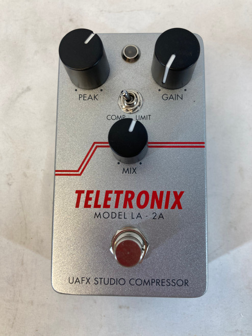 Vist Large View of Product Image Which is Used UAFX LA-2A Compressor Pedal