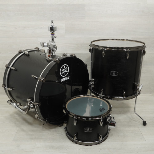 Vist Large View of Product Image Which is Used Yamaha 3pc Live Custom Oak Drum Shell Kit Black