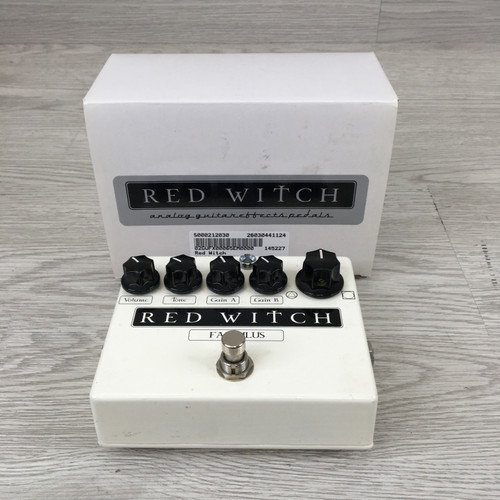 Vist Large View of Product Image Which is Used Red Witch FAMULUS OVERDRIVE Overdrive Pedal