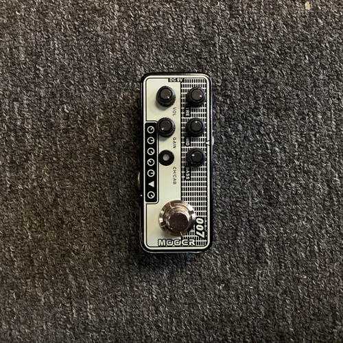 Vist Large View of Product Image Which is Used Mooer 007 REGAL TONE Distortion Pedal