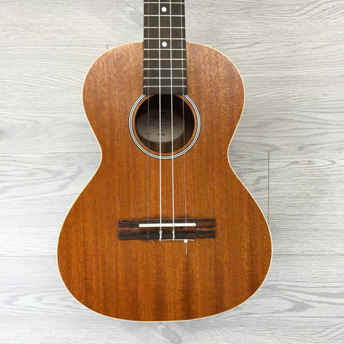 Vist Large View of Product Image Which is Used ACOUSTIC FEATHERWEIGHT CASE Guitar Case