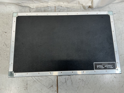 Vist Large View of Product Image Which is Used TRAILER TRASH BOARD + ROAD CASE Pedal Board