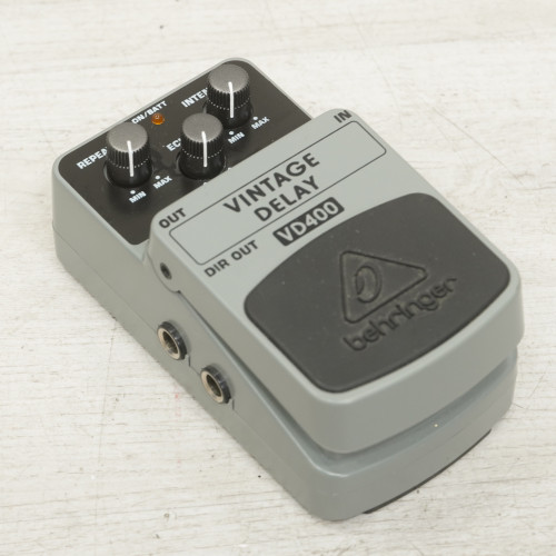 Vist Large View of Product Image Which is Used Behringer VD400 Vintage Delay Pedal