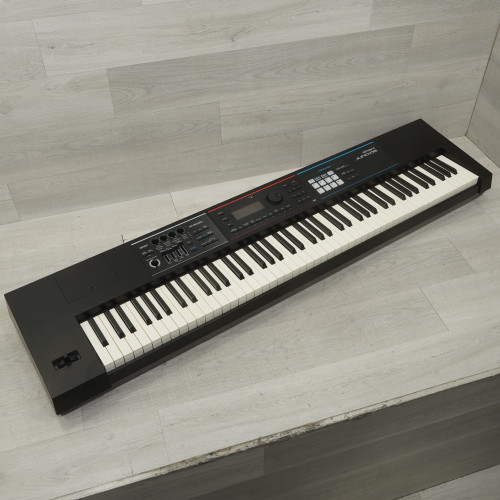 Vist Large View of Product Image Which is Used Roland Juno DS-88 88-key Keyboard