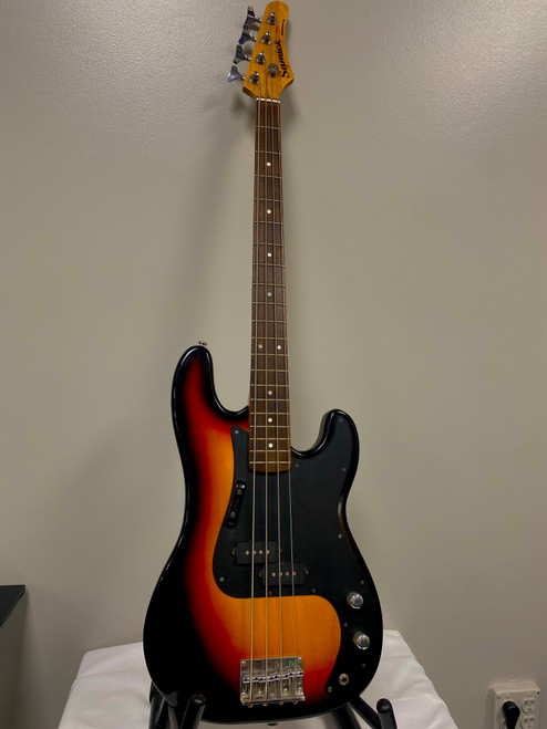 Vist Large View of Product Image Which is Used Samick P STYLE BASS Vintage P Type Bass Guitar Sunburst 4-String