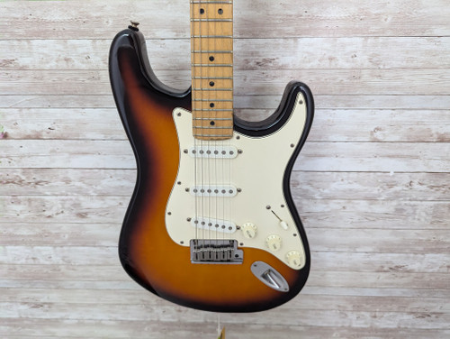Vist Large View of Product Image Which is Used Fender 1994 40TH ANN STRATOCASTER Electric Guitar