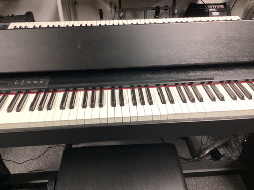 Vist Large View of Product Image Which is Used Roland F701 88-Key Keyboard 88-key