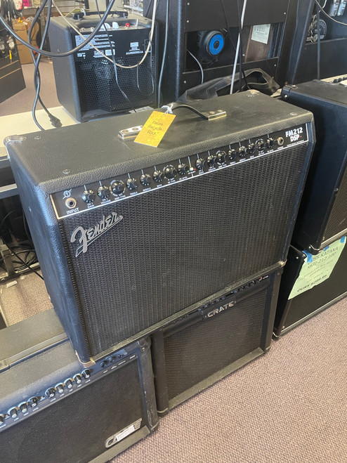 Vist Large View of Product Image Which is Used Fender FM212 DSP 2 x 12 Solid State Amplifier 2 x 12