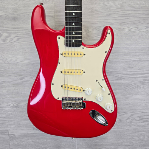 Vist Large View of Product Image Which is Used Squier STRATOCASTER MIK 1987 S Type Electric Guitar Red 6-String