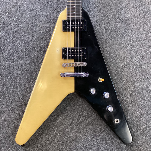 Vist Large View of Product Image Which is Used Gibson Custom Shop Edition 1985 Flying V "Schenker" Electric Guitar - SALE PENDING