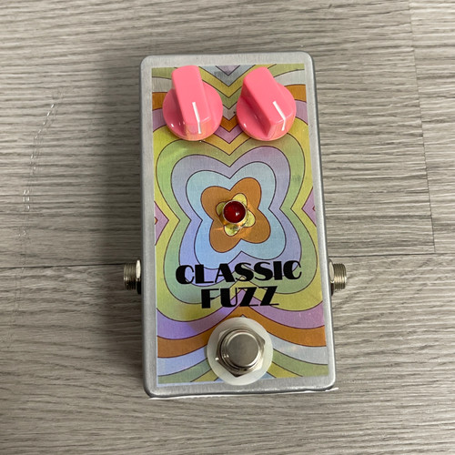 Vist Large View of Product Image Which is Used DETROIT ANALOG DEVICES CLASSIC FUZZ Fuzz Pedal