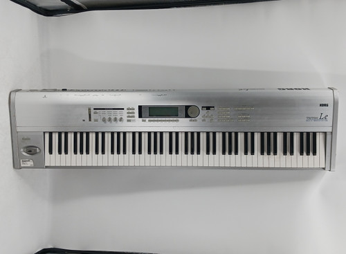 Vist Large View of Product Image Which is Used Korg TRITON LE 88 Vintage 88-Key  Keyboard 88-key