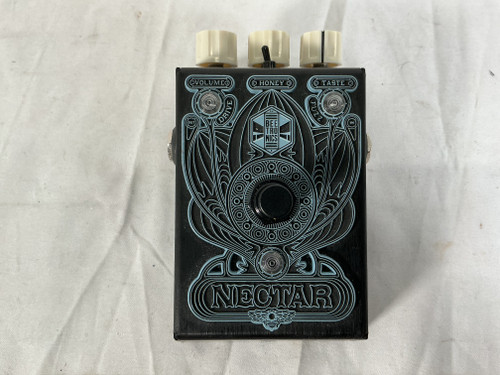 Vist Large View of Product Image Which is Used Beetronics TONE SWEETENER Overdrive Pedal