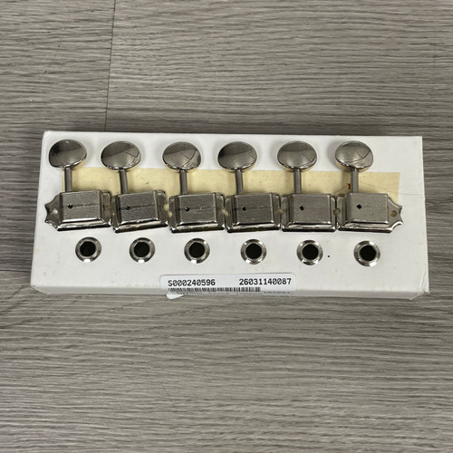 Vist Large View of Product Image Which is Used - Fender VINTAGE STYLE TUNERS