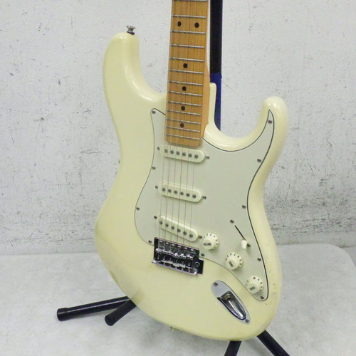 Vist Large View of Product Image Which is Used Tagima 530 Woodstock S Type Electric Guitar Yellow 6-String